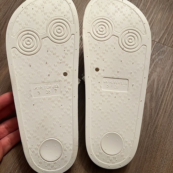 NEW rockstud sandal slides - Picture 3 of 3